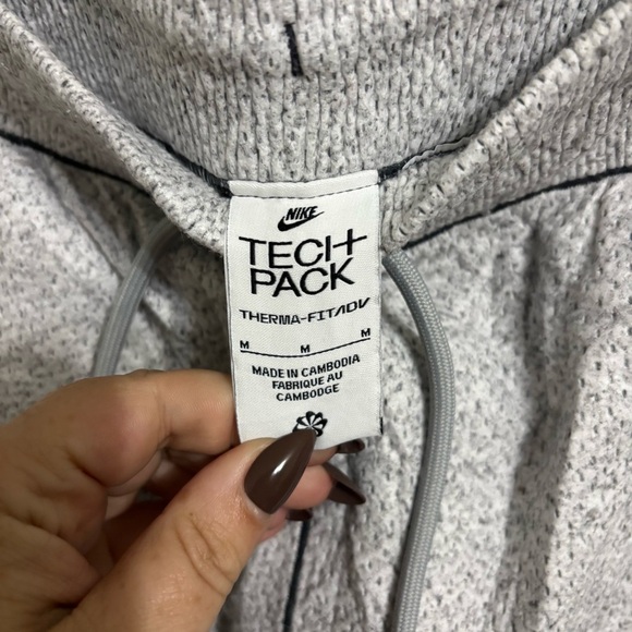 Nike Forward Pants Tech Pack DQ6681-084 Grey Womens Size Medium - Picture 5 of 8